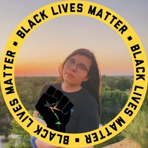 Meet your Posher, Ariana